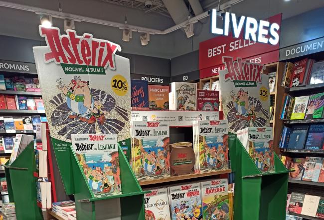 Mise en avant BD Ast&eacute;rix en magasin RELAY
